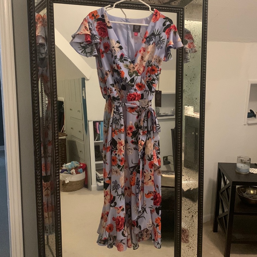 SALE-NWT Vince Camuto Floral Dress